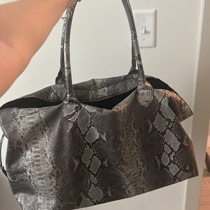 dWS bag,